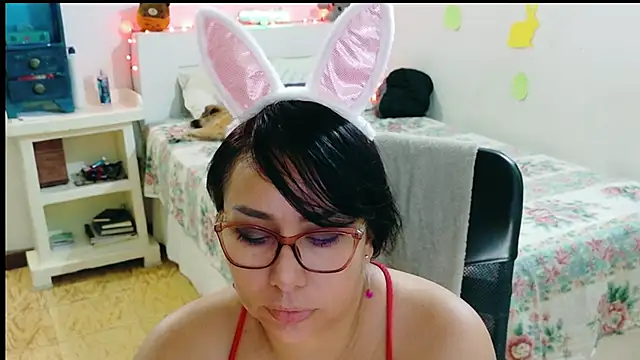 hottplay online show from 04/02/26, 02:53