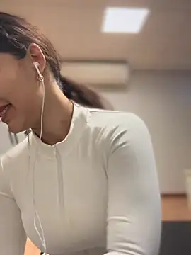 MistressBelleNoire online show from 12/21/24, 03:58