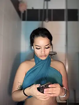 MistressBelleNoire online show from 02/04/25, 07:22