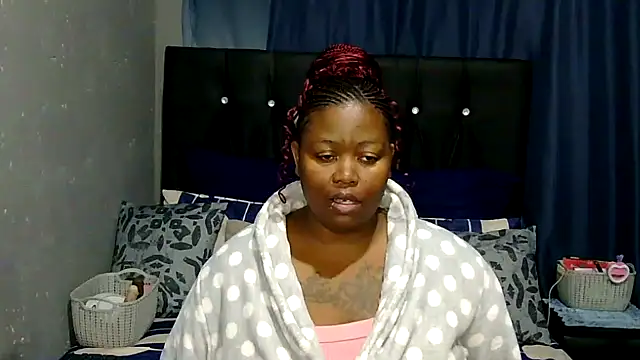 caramelbooty69 online show from 05/15/26, 01:12