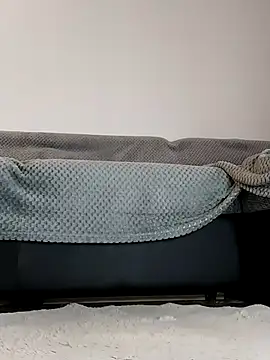 Snapshot of Viola_sweet_honey chatting on 11/13/25, 09:19 Viola sweet honey online show from 11/13/25, 09:19