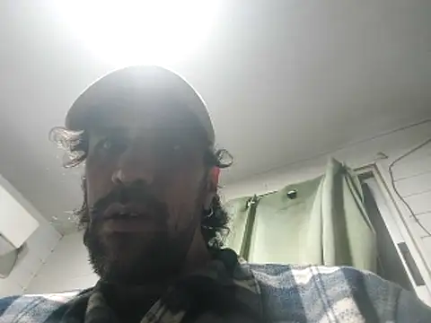 Hotcasados69 online show from 02/01/26, 04:44