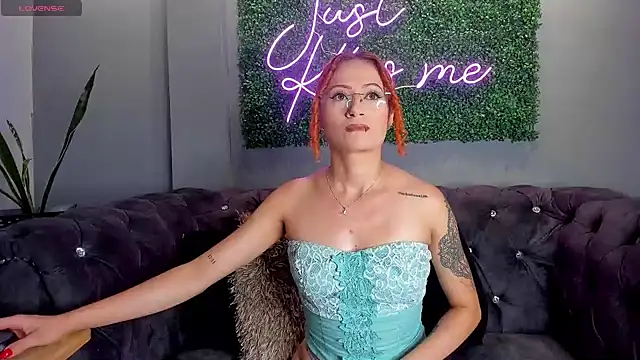 amy e online show from 01/11/25, 06:54