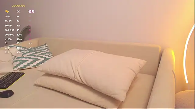 Snapshot of Rinas_secret chatting on 12/04/24, 08:45 Rinas secret online show from 12/04/24, 08:45