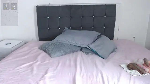 selena yourmilf online show from 02/19/26, 03:52