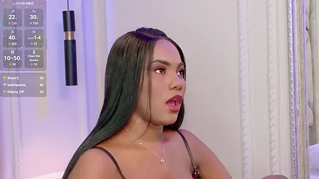 Snapshot of Sara_Boom chatting on 09/09/25, 01:10 Sara Boom online show from 09/09/25, 01:10