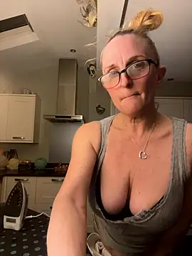 Snapshot of Alzibar337136_ chatting on 01/11/26, 08:25 Alzibar337136 online show from 01/11/26, 08:25