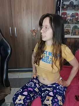 Isaandysex2428 online show from 04/08/26, 02:22