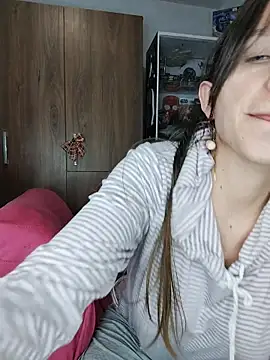 Isaandysex2428 online show from 04/17/26, 01:30