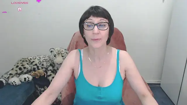 Ammillia online show from 02/12/25, 07:23