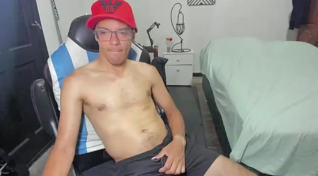 Snapshot of guachin_hunk chatting on 01/18/25, 05:48 guachin hunk online show from 01/18/25, 05:48