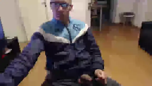 guachin hunk online show from 05/24/26, 08:14