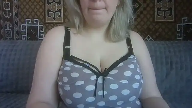 Snapshot of Diana_Britt chatting on 03/20/26, 08:41 Diana Britt online show from 03/20/26, 08:41