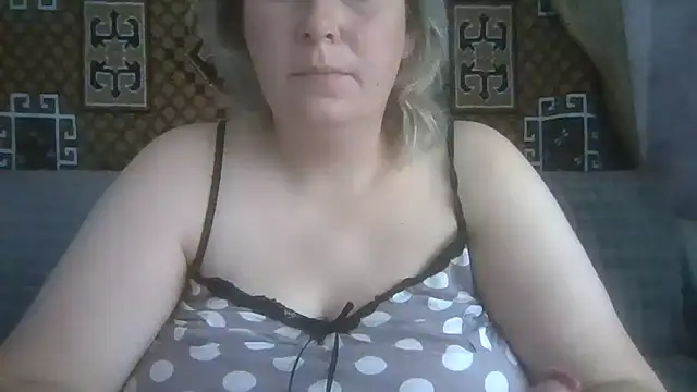 Diana Britt online show from 07/13/26, 04:26