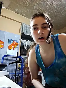 Snowbunnycake 131 online show from 10/18/25, 06:26