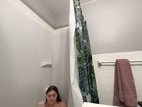 Snowbunnycake 131 online show from 11/21/25, 02:16