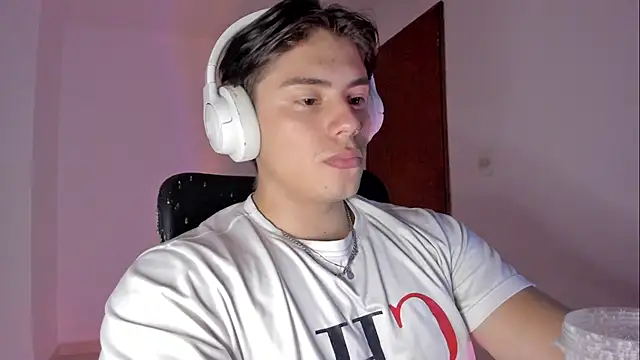 Giordano Russo online show from 02/15/26, 09:22