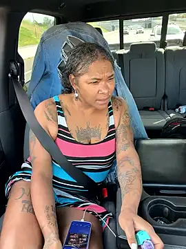 HaloRodeoLover2 online show from 04/14/26, 02:12