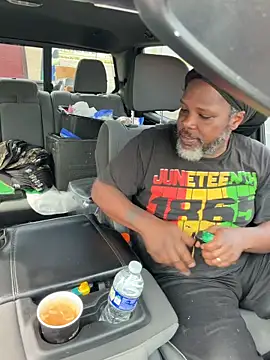 HaloRodeoLover2 online show from 04/18/26, 07:51