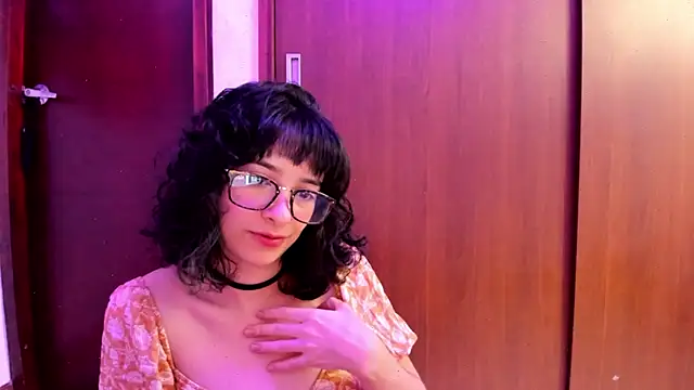  Lunnaa  online show from 03/23/25, 04:05