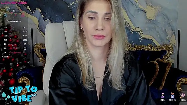 CassandraGood online show from 12/19/24, 08:44