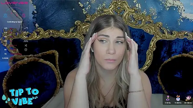 CassandraGood online show from 01/04/25, 04:23