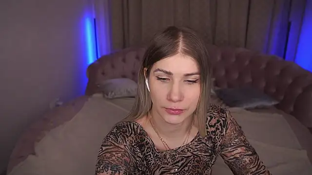 CassandraGood online show from 03/15/25, 02:46