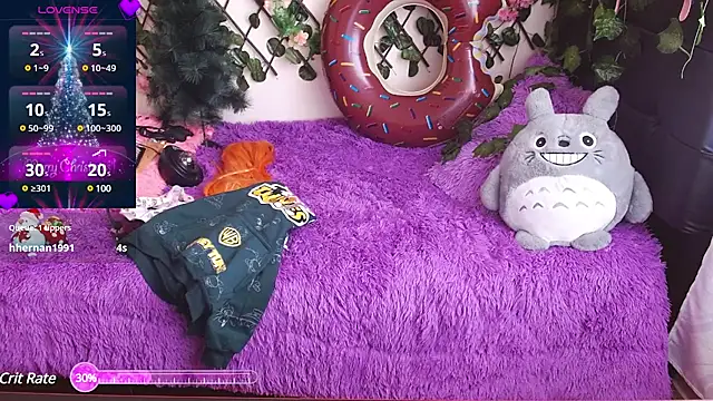 Snapshot of MidoriQuiinn chatting on 12/11/24, 01:49 MidoriQuiinn online show from 12/11/24, 01:49