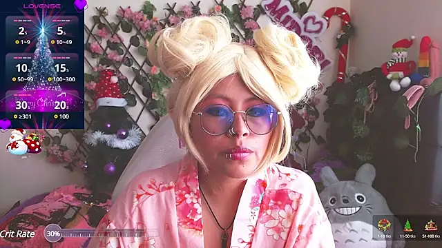 Snapshot of MidoriQuiinn chatting on 12/14/24, 08:08 MidoriQuiinn online show from 12/14/24, 08:08