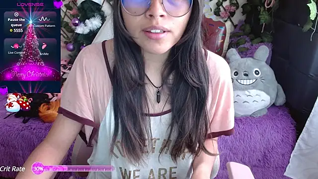 Snapshot of MidoriQuiinn chatting on 12/22/24, 01:55 MidoriQuiinn online show from 12/22/24, 01:55