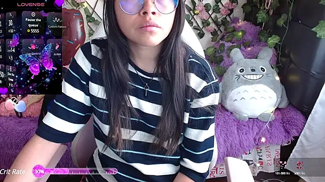 Snapshot of MidoriQuiinn chatting on 01/22/25, 02:14 MidoriQuiinn online show from 01/22/25, 02:14