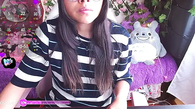 Snapshot of MidoriQuiinn chatting on 01/24/25, 02:08 MidoriQuiinn online show from 01/24/25, 02:08