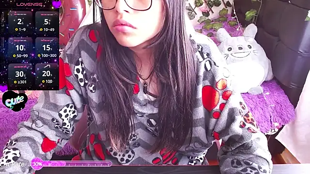 Snapshot of MidoriQuiinn chatting on 02/02/25, 02:56 MidoriQuiinn online show from 02/02/25, 02:56