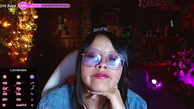 Snapshot of MidoriQuiinn chatting on 09/11/25, 02:11 MidoriQuiinn online show from 09/11/25, 02:11