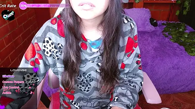 Snapshot of MidoriQuiinn chatting on 09/13/25, 02:39 MidoriQuiinn online show from 09/13/25, 02:39