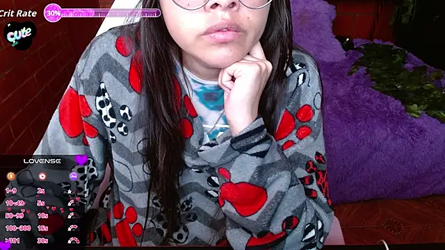 Snapshot of MidoriQuiinn chatting on 09/17/25, 01:57 MidoriQuiinn online show from 09/17/25, 01:57