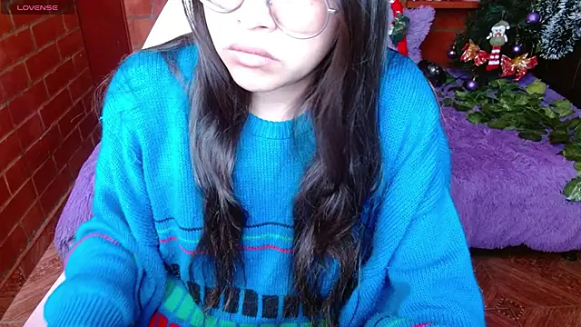 Snapshot of MidoriQuiinn chatting on 12/14/25, 04:23 MidoriQuiinn online show from 12/14/25, 04:23