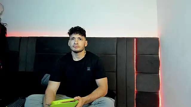 alejandro  2 online show from 01/31/26, 07:11