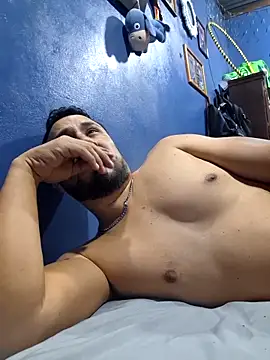 Eumanzor online show from 03/24/26, 01:43