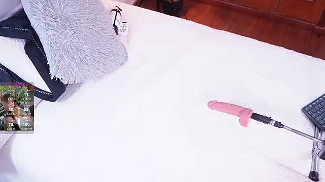 Snapshot of Lucy_fit chatting on 11/02/25, 10:39 Lucy fit online show from 11/02/25, 10:39