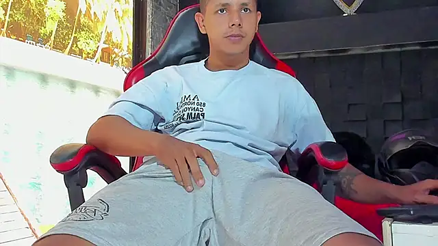 boy bigcock24cm online show from 06/01/26, 12:29