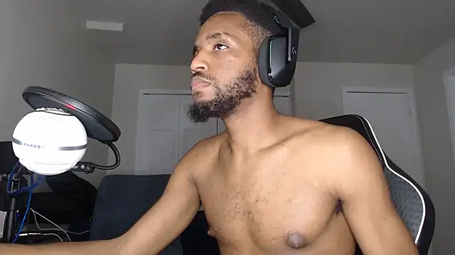 ChrisVacher online show from 12/23/25, 02:09