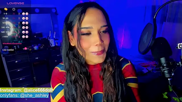 Snapshot of SWEET_ALICEXX chatting on 03/07/25, 11:27 SWEET ALICEXX online show from 03/07/25, 11:27