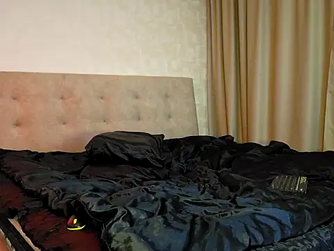 -Yummybabes- online show from 12/05/25, 06:37