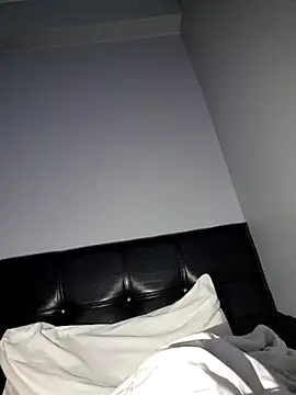 Snapshot of Drkats chatting on 09/25/25, 03:21 Drkats online show from 09/25/25, 03:21