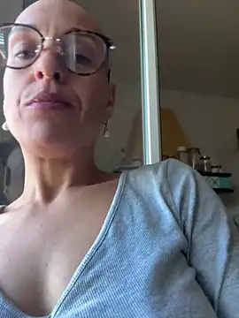 emprexkala online show from 01/28/25, 08:04