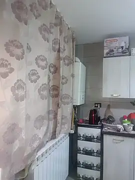 Snapshot of x__KHALEESI__x chatting on 11/19/25, 03:34 x KHALEESI x online show from 11/19/25, 03:34