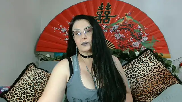 x  KHALEESI  x online show from 06/08/26, 08:20