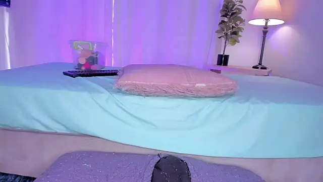 hot booty  online show from 02/15/25, 08:33