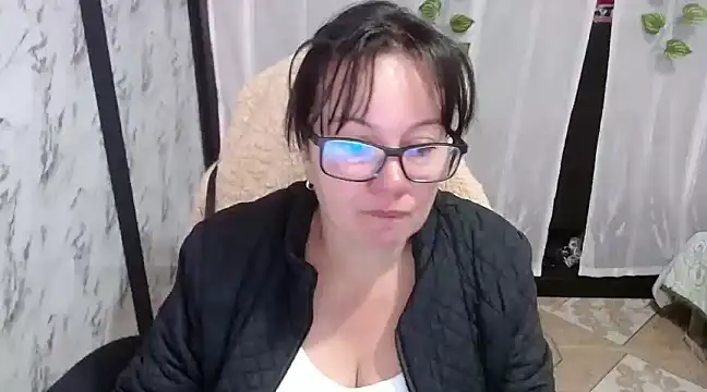 Snapshot of Sonialorens_ chatting on 02/22/25, 02:19 Sonialorens online show from 02/22/25, 02:19